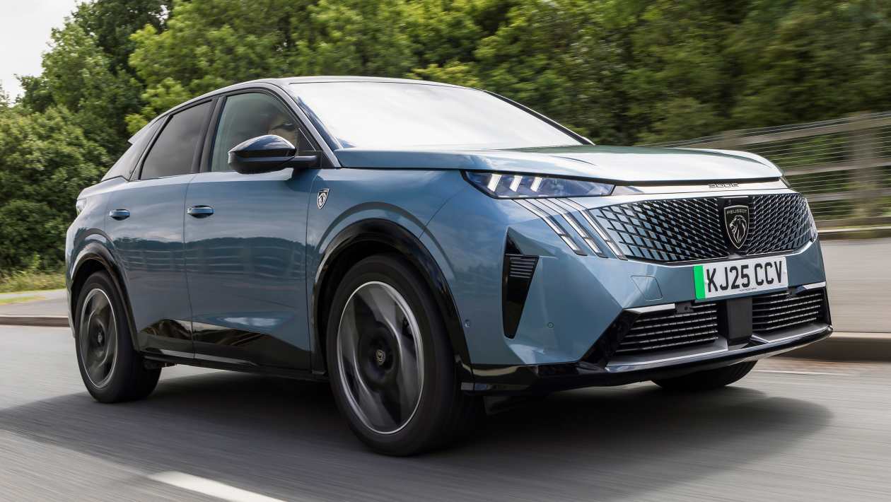 The Peugeot 3008 And 5008 SUVs Just Got A Little Bit Posher Auto Express the-peugeot-3008-and-5008-suvs-just-got-a-little-bit-posher-auto-express